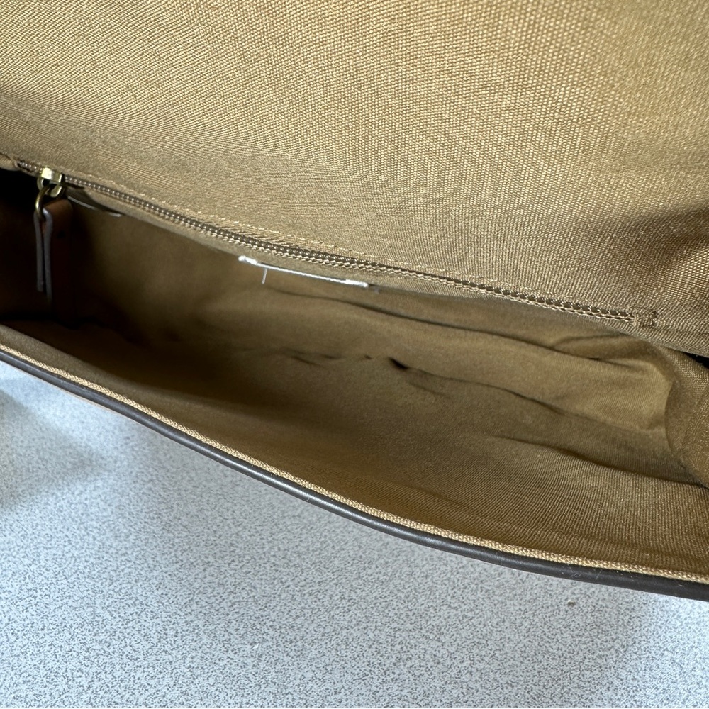 NEW‎ a.n.a Beige Crossbody Bag with Buckle Detail - Picture 8 of 12